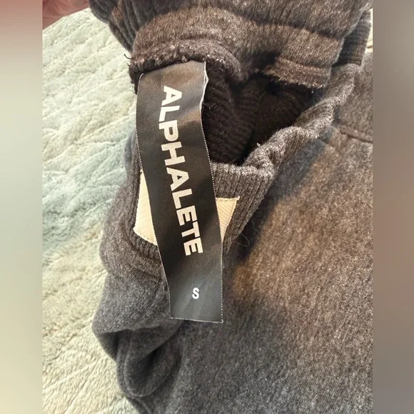 Alphalete Trek Cargo Pants - Picture 2 of 13